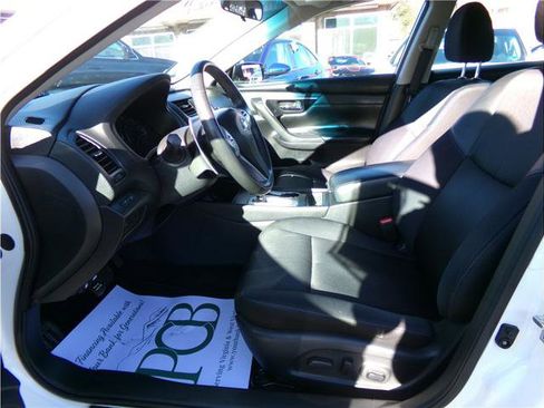 Used 2017 Nissan Altima 2.5 SR w/ Midnight Edition Package image 6