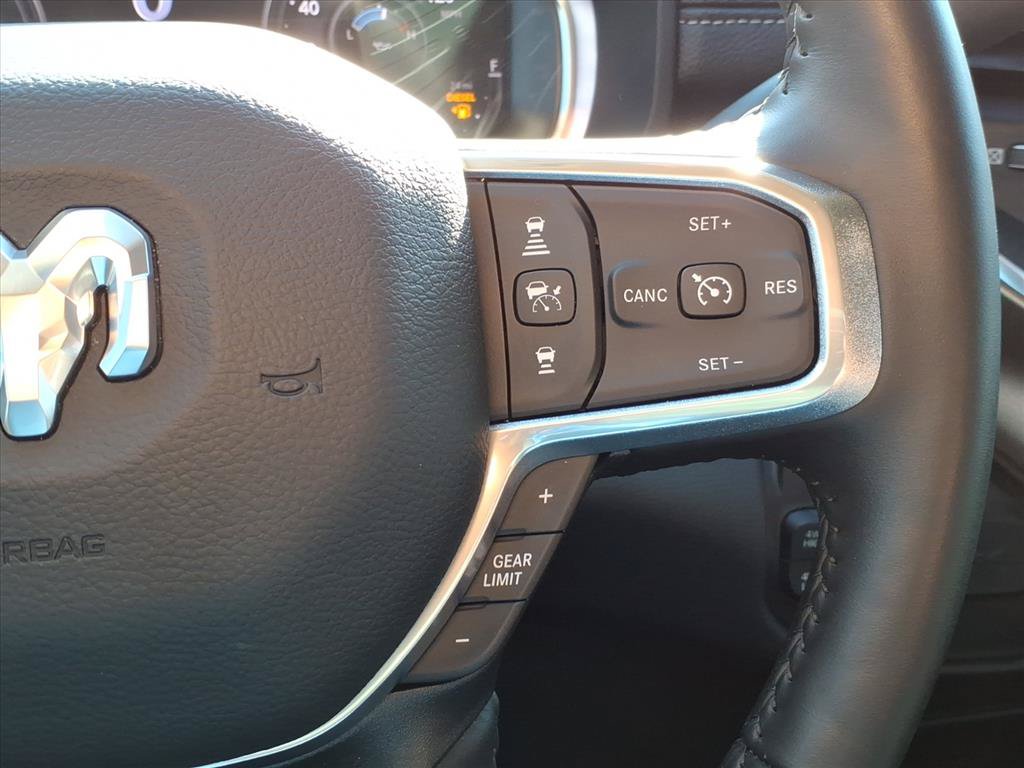 Used 2024 RAM 2500 Laramie w/ Safety Group AWD/4WD image 32