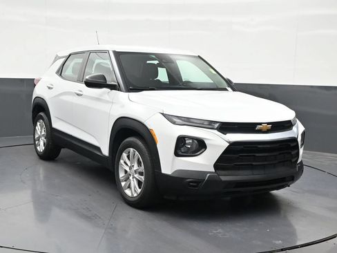 Used 2023 Chevrolet TrailBlazer LS FWD image 8
