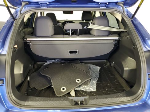 Used 2025 Subaru Crosstrek 2.0i Premium w/ Crosstrek Mirror Package image 31