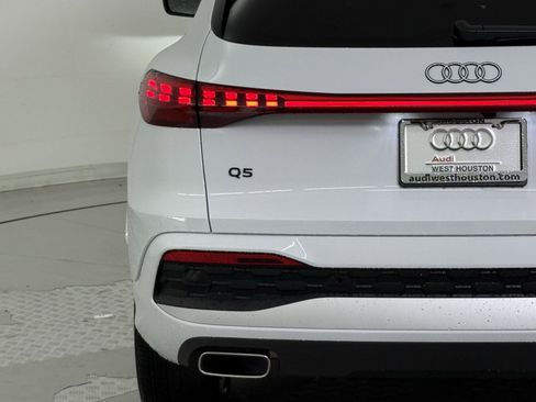 New 2025 Audi Q5 Premium Plus image 11