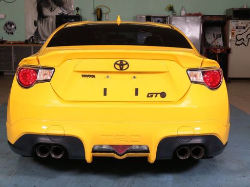 Used 2015 Scion FR-S Release Series 1.0 image 23