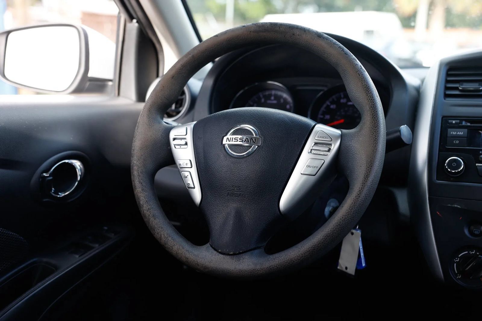 Used 2018 Nissan Versa SV FWD image 27