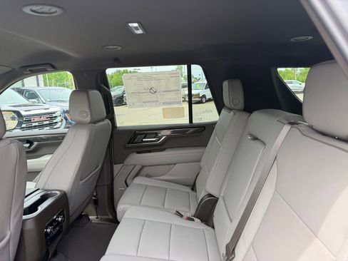 New 2026 GMC Yukon Elevation AWD/4WD image 8