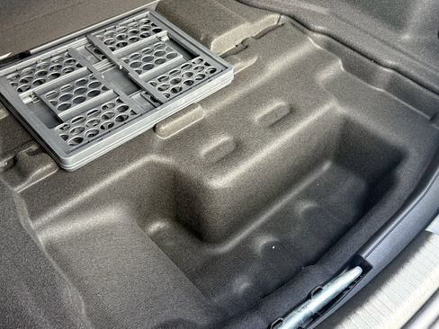 Used 2022 Mercedes-Benz C 300 4MATIC Sedan image 16