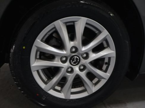Used 2017 MAZDA MAZDA3 Sport w/ Preferred Equipment Package FWD image 31