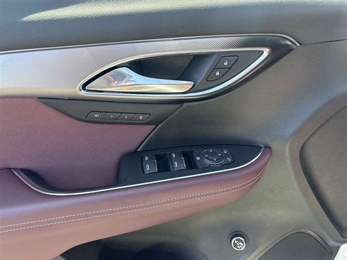Certified 2025 Buick Envision Sport Touring AWD/4WD image 23