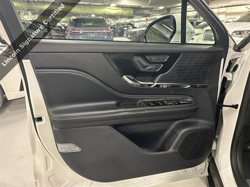 Certified 2022 Lincoln Corsair Reserve w/ Equipment Group 201A image 9