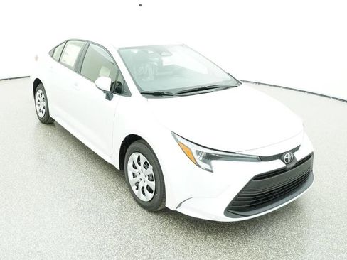 New 2026 Toyota Corolla LE image 29