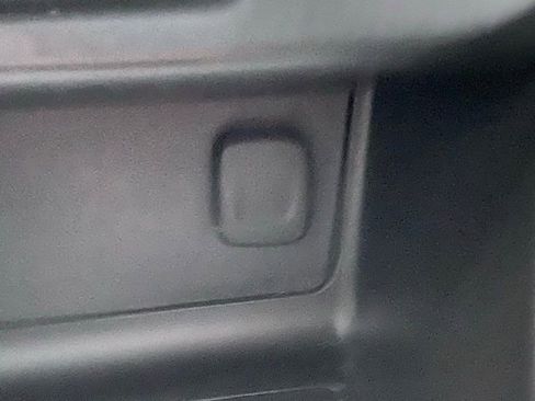 Used 2022 Chevrolet Colorado ZR2 image 24