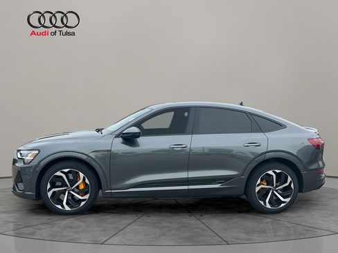 Certified 2023 Audi e-tron Premium Plus AWD/4WD image 2