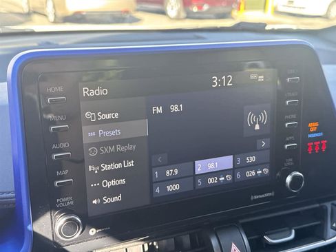 Used 2021 Toyota C-HR XLE image 23