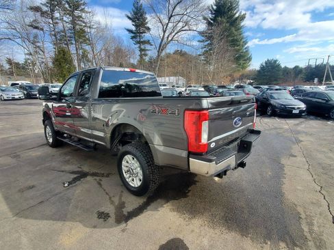 Used 2019 Ford F250 XL w/ STX Appearance Package image 5