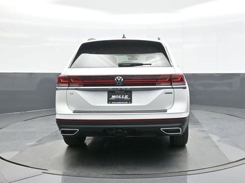 New 2026 Volkswagen Atlas SE image 6