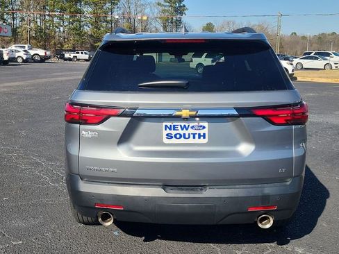 Used 2023 Chevrolet Traverse LT image 4