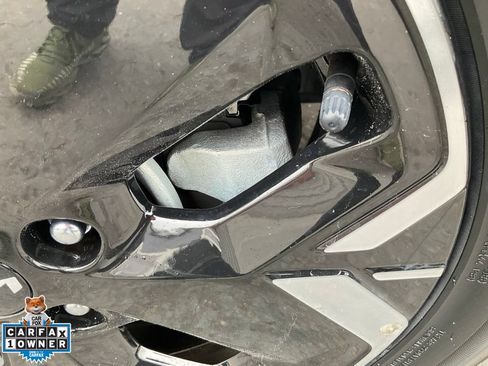 Used 2023 Kia Niro Wind FWD image 78