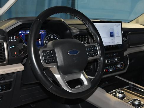 Used 2024 Ford Expedition Max Limited image 2