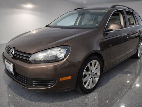 Used 2012 Volkswagen Jetta TDI FWD image 1