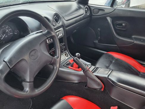 Used 1999 MAZDA MX-5 Miata image 10