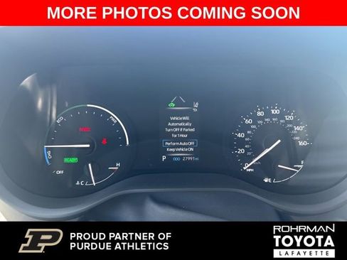 Used 2024 Toyota Sienna XLE w/ XLE Plus Package AWD/4WD image 8