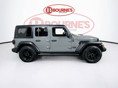 Used 2021 Jeep Wrangler Unlimited Sport AWD/4WD image 9