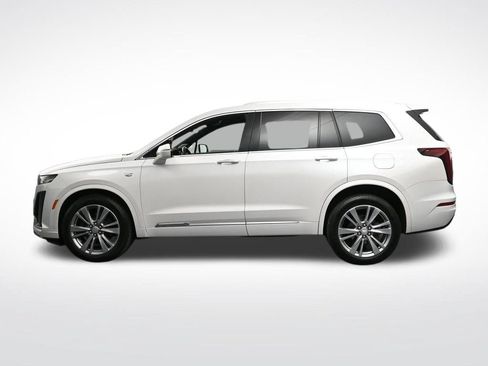 Certified 2024 Cadillac XT6 Premium Luxury AWD/4WD image 2