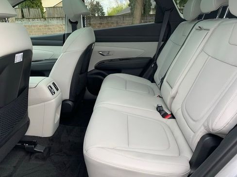 New 2026 Hyundai Tucson Limited image 18