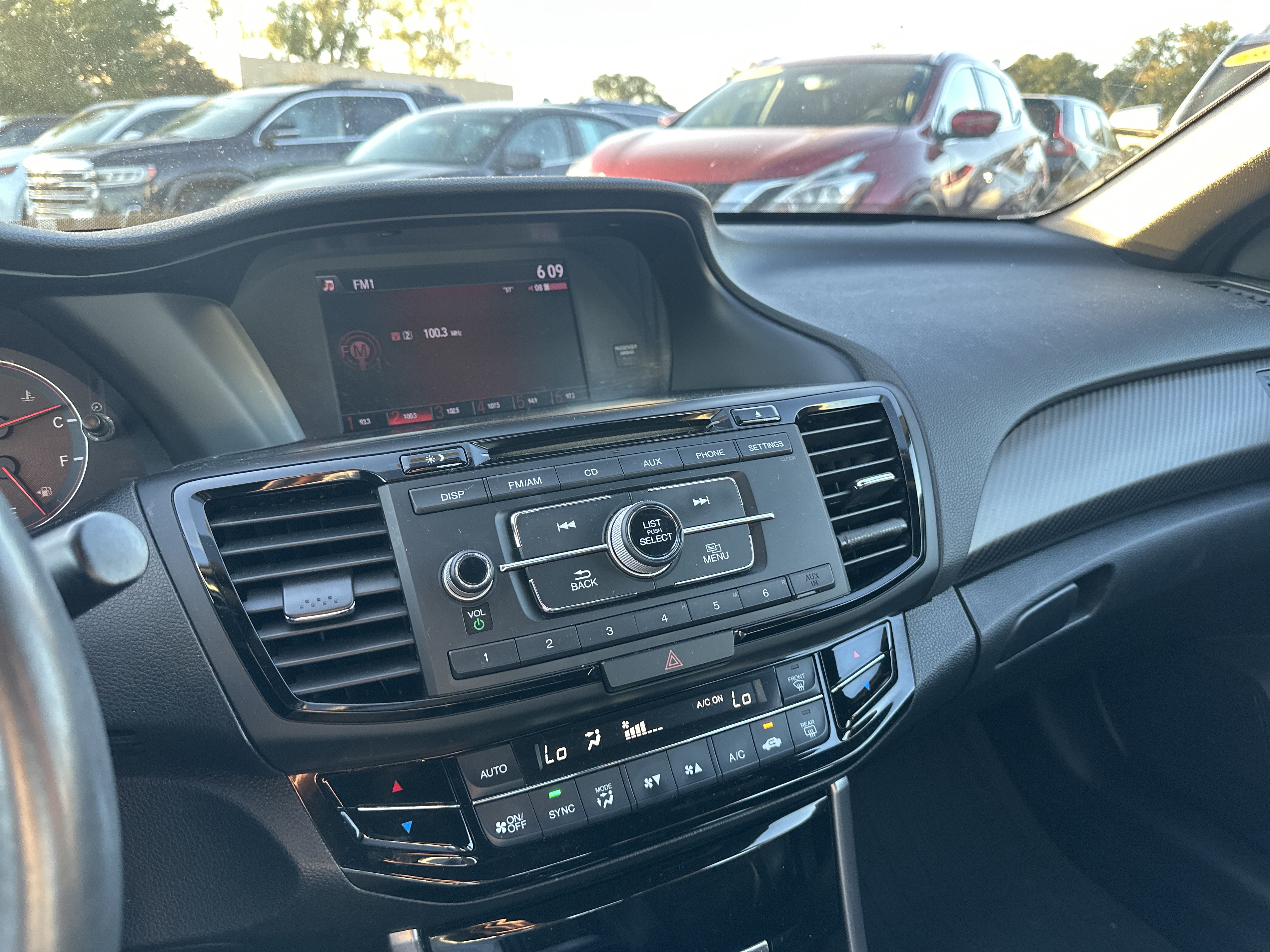 Used 2017 Honda Accord Sport image 26