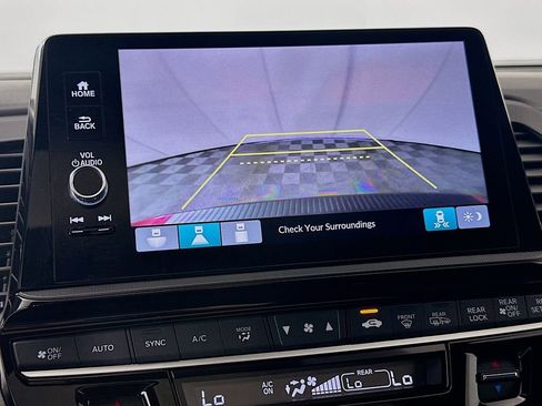 Used 2025 Honda Odyssey Sport-L image 13