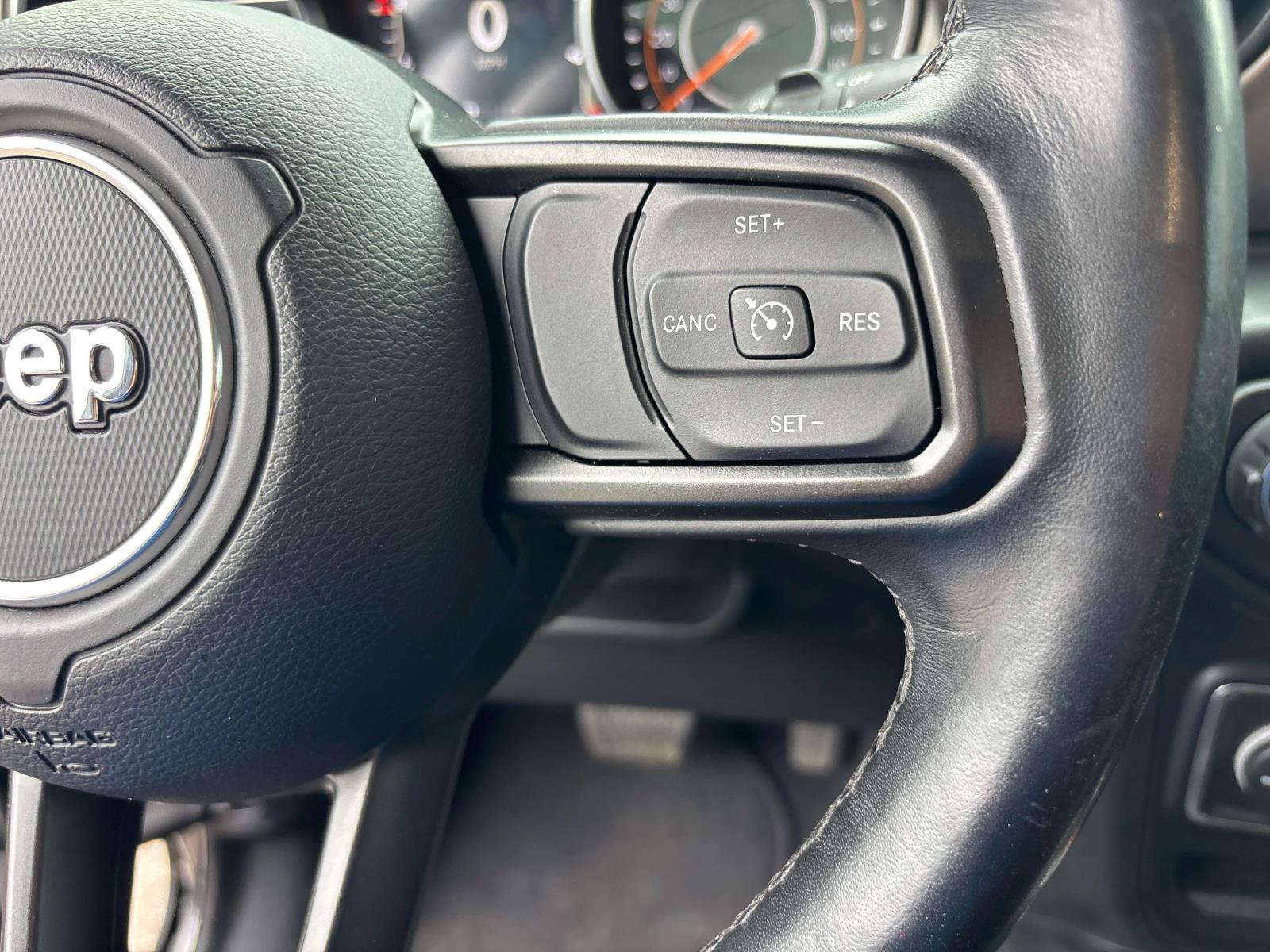 Used 2020 Jeep Wrangler Sport AWD/4WD image 14