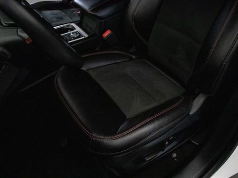 Used 2024 Ford Explorer ST-Line w/ Class IV Trailer Tow Package image 28