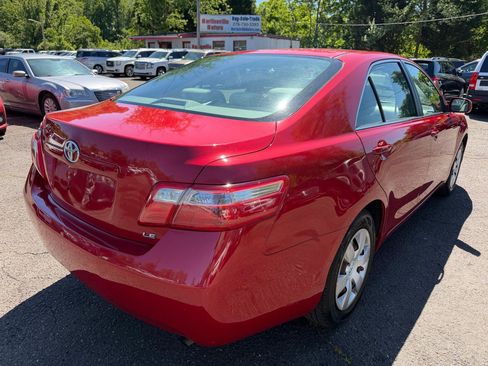 Used 2009 Toyota Camry LE FWD image 5