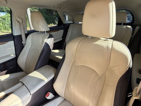 Used 2017 Lexus RX 350 FWD w/ Premium Package image 18