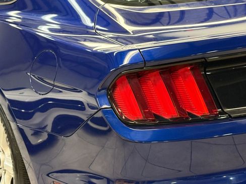 Used 2015 Ford Mustang Coupe image 12