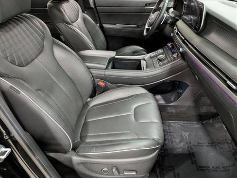 Used 2024 Hyundai Palisade Limited FWD image 23