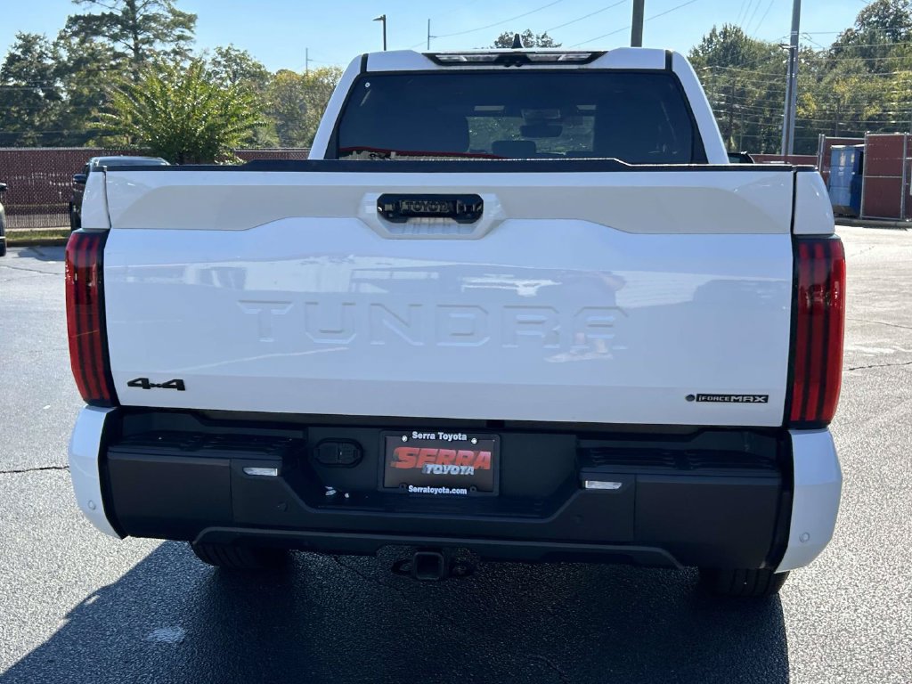 Used 2025 Toyota Tundra Limited AWD/4WD image 4