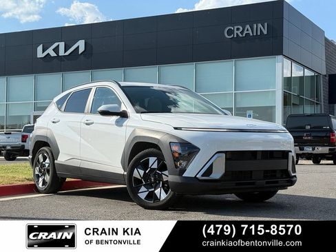 Used 2025 Hyundai Kona SEL FWD image 1