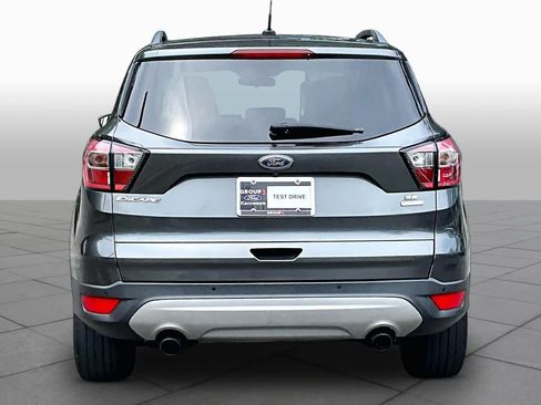 Used 2017 Ford Escape SE w/ Equipment Group 201A FWD image 5