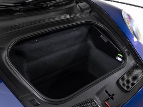 Used 2022 Porsche 911 GT3 image 46