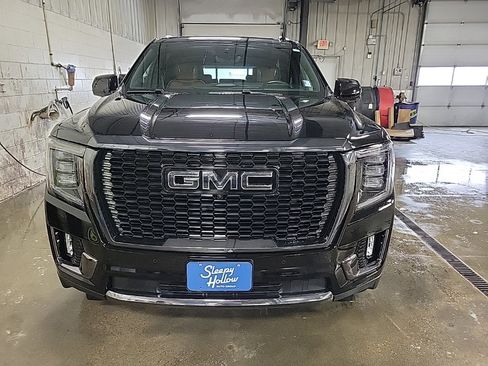 Used 2024 GMC Yukon Denali Ultimate image 2