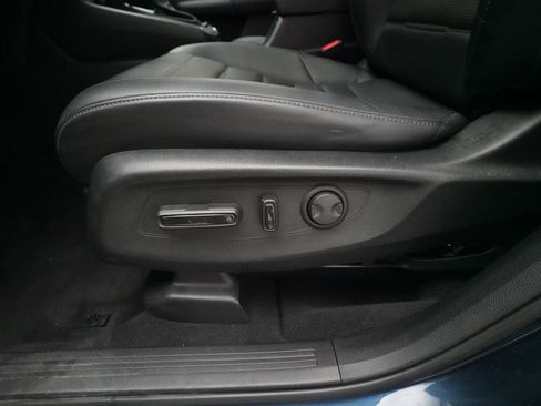 Used 2023 Honda CR-V EX-L image 29