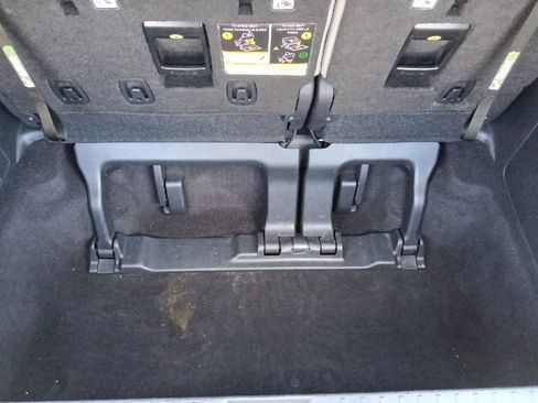 Used 2025 Toyota Sienna LE FWD image 31