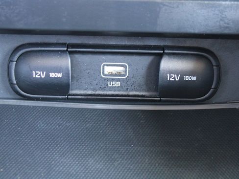 Certified 2025 Kia Soul LX image 35