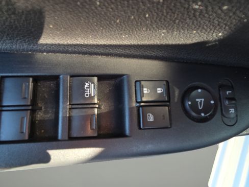 Used 2015 Honda Accord Sport image 25