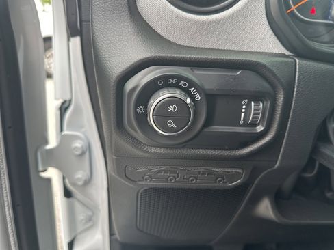 New 2025 Jeep Gladiator Sport image 62