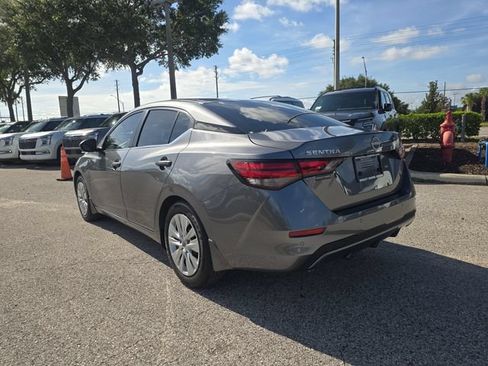 Certified 2025 Nissan Sentra S FWD image 6