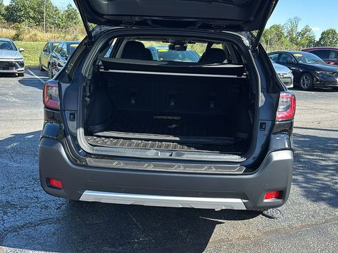 Used 2025 Subaru Outback Touring w/ Popular Package #2 image 33