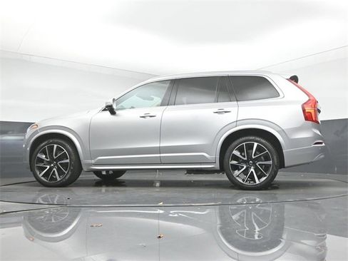 Used 2022 Volvo XC90 T6 Momentum w/ Advanced Package image 41