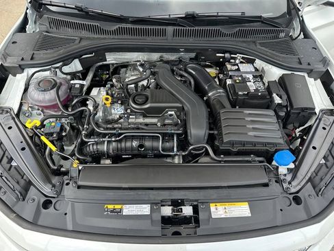 New 2025 Volkswagen Jetta SE image 24