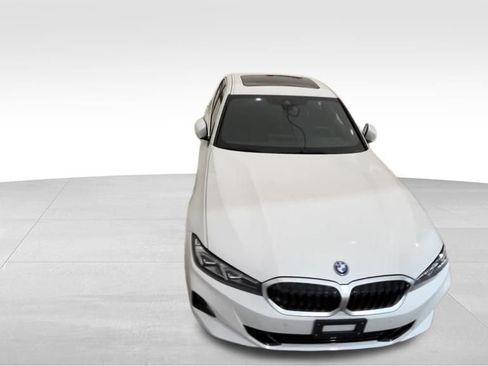 Used 2024 BMW 330e xDrive image 25